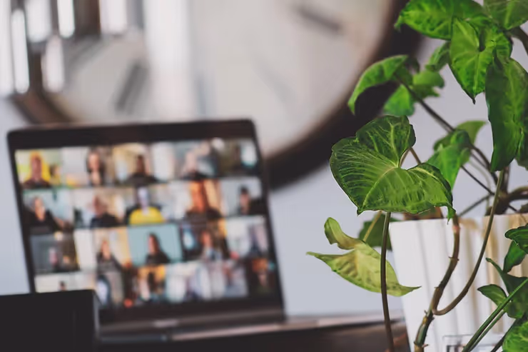 How to Hire International Employees Without Setting Up Entities